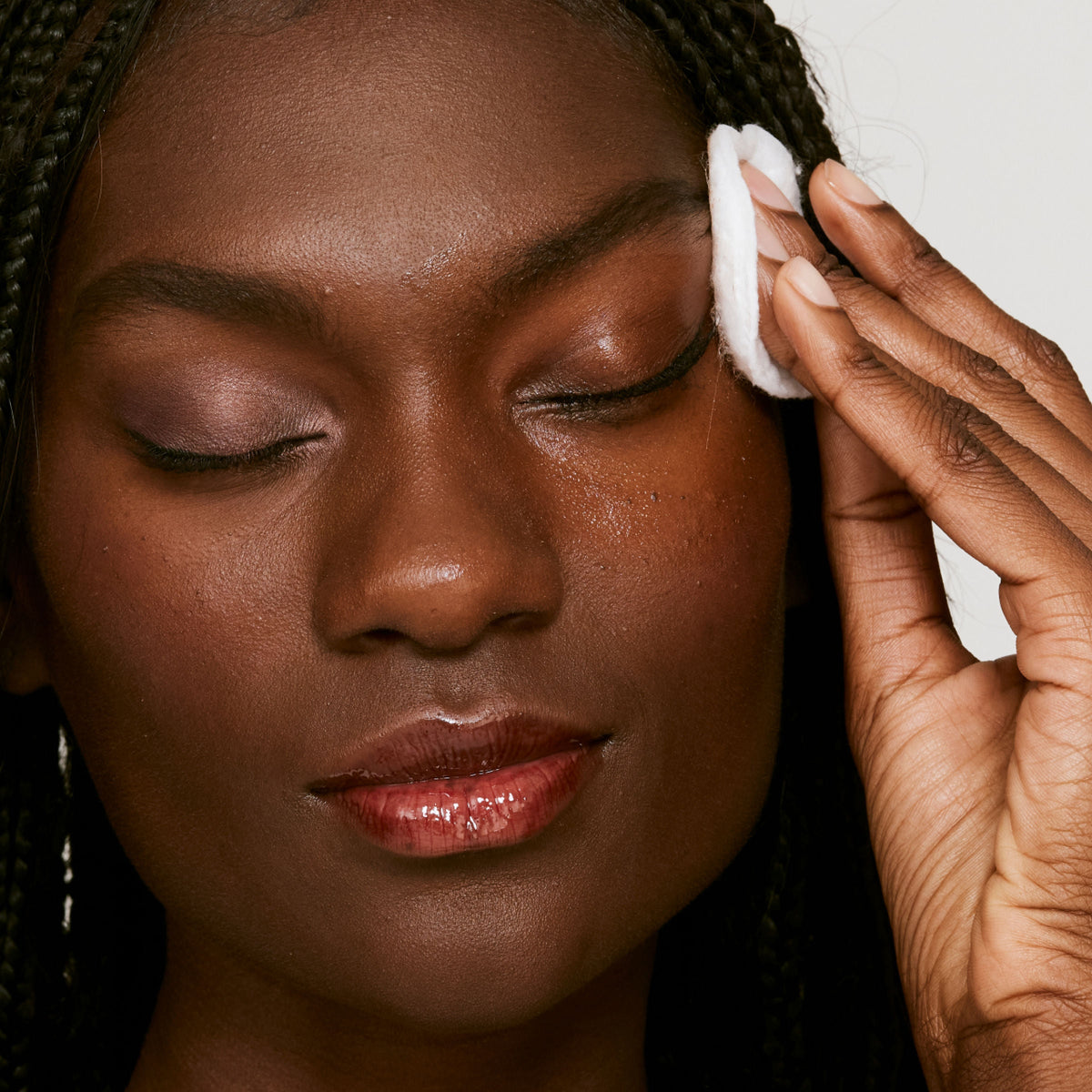 Take The Day Off Makeup Remover For Lids. Lashes and Lips