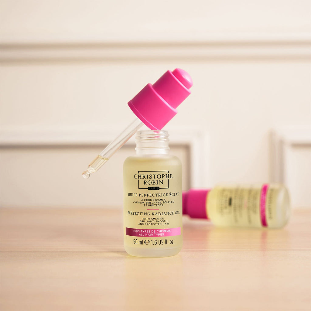 Perfecting Radiance Oil with Amla Oil