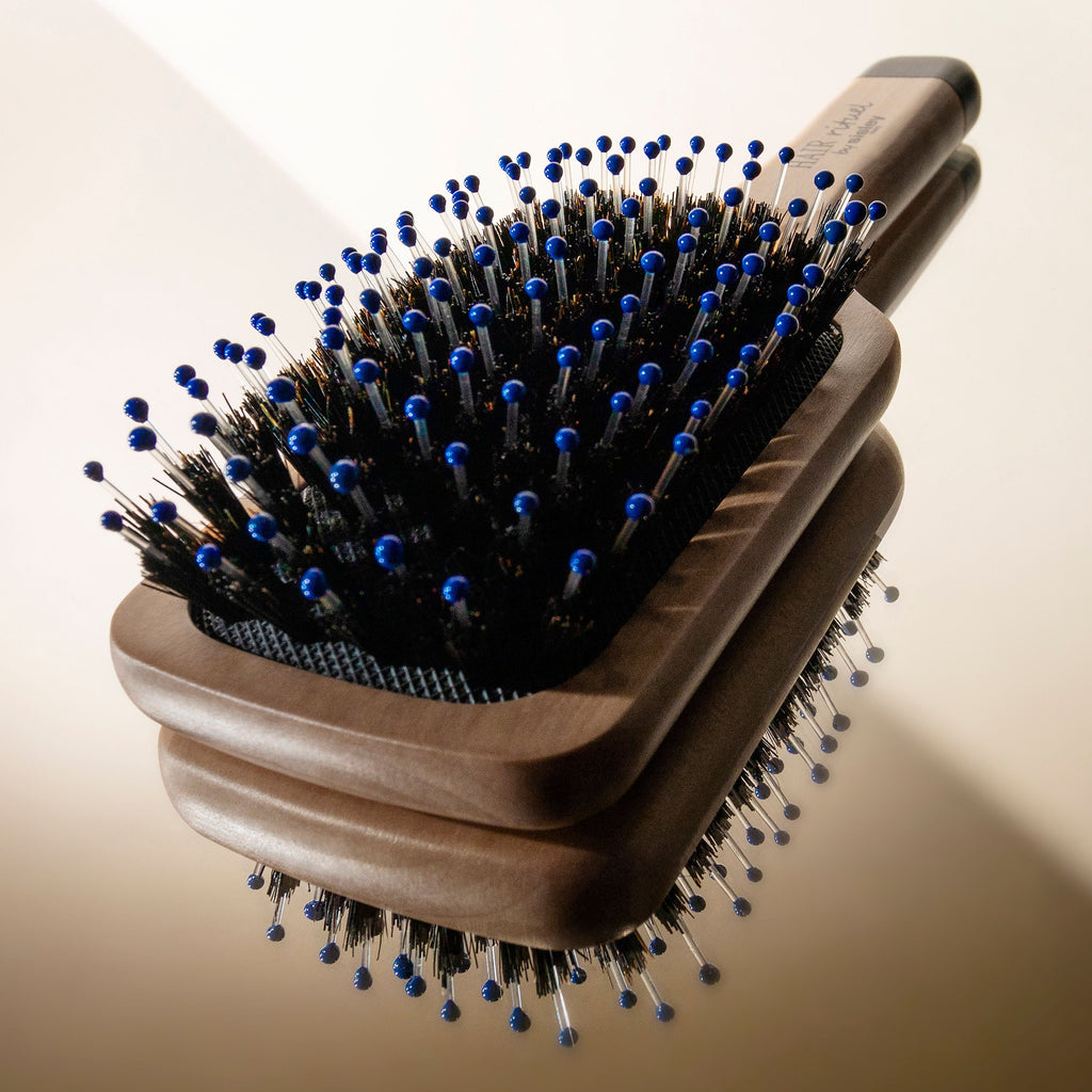 The Pocket Brush Radiance and Softness