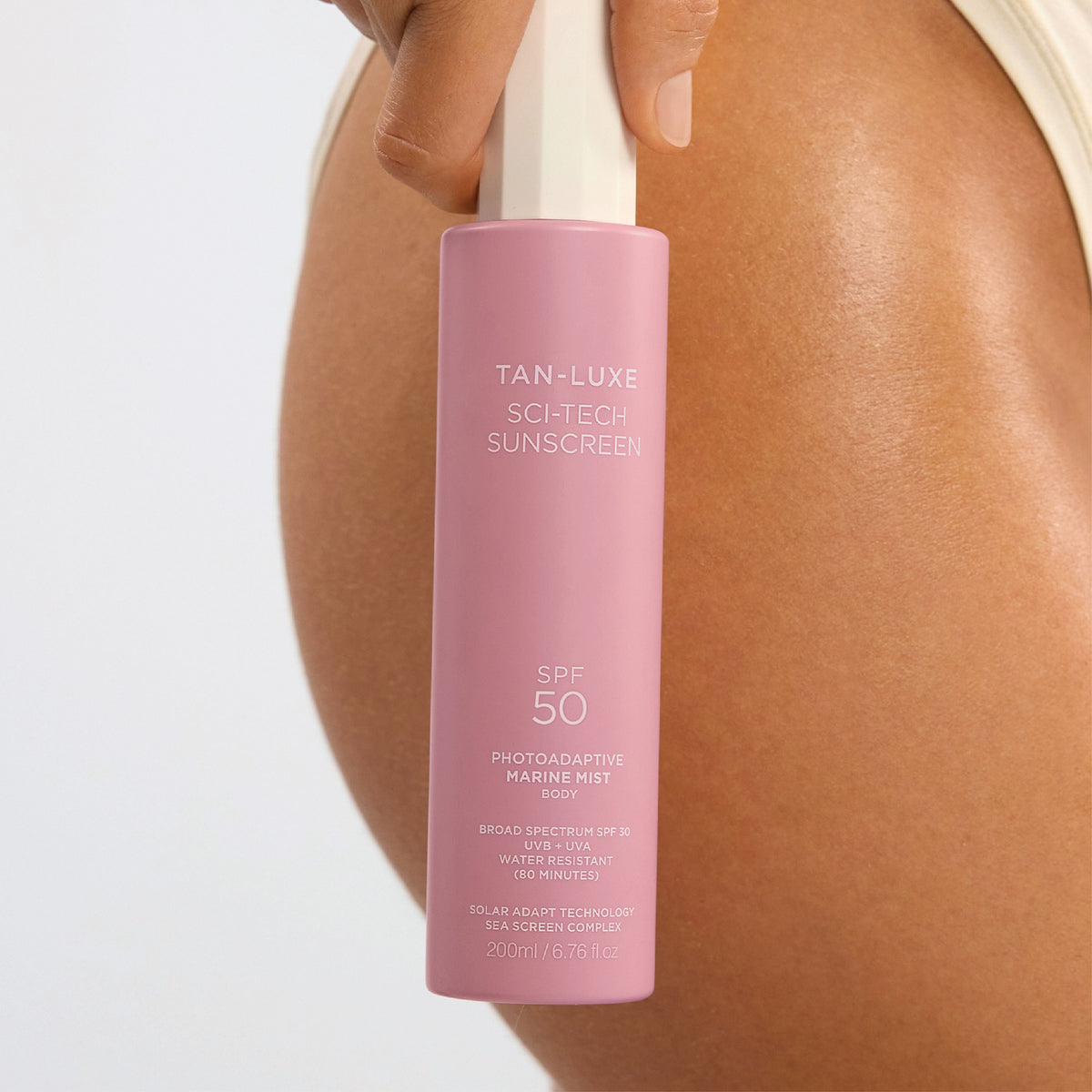 Sci-Tech Photoadaptive Marine Body Mist SPF 50