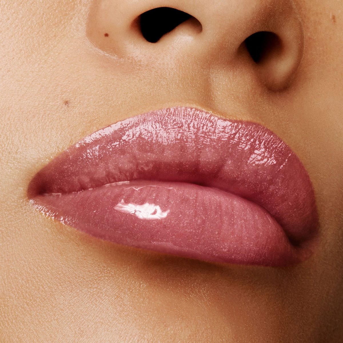 Gloss Luxe Lip with Hydrating Jojoba Oil