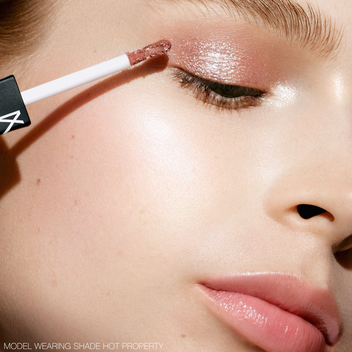 Sparkling Seduction Liquid Eyeshadow