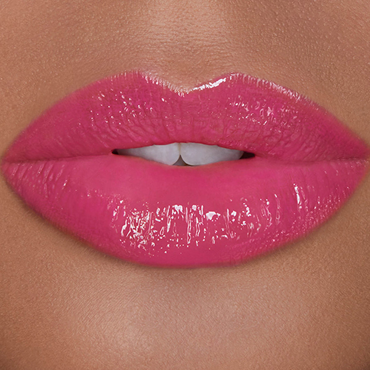 Unreal High Shine Volumizing Lip Gloss