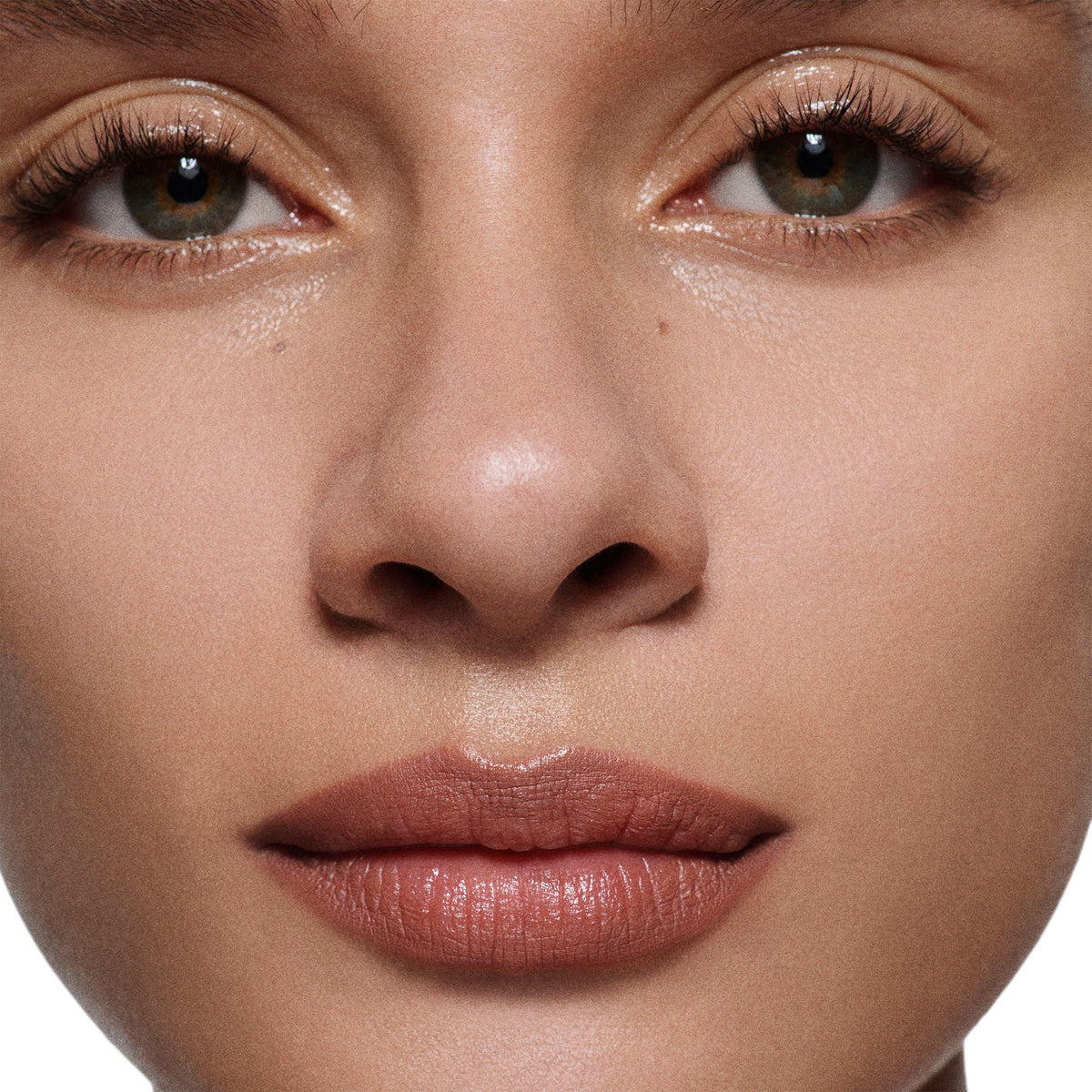Lip Definer