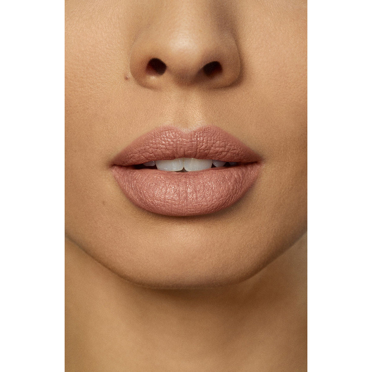 Rouge Essentiel Silky Crème Lipstick