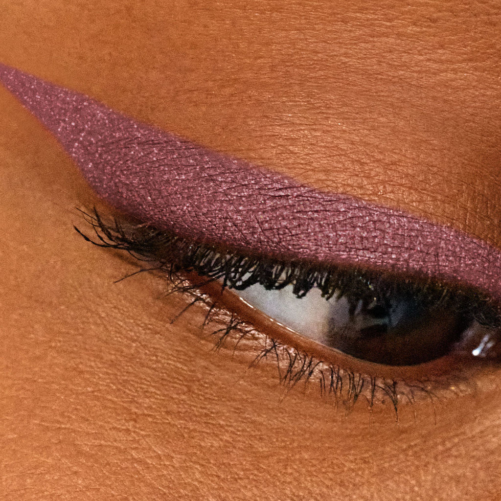 Satin Kajal Liner